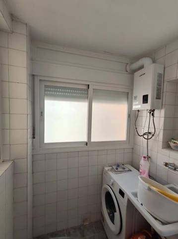 3 soveværelse Lejlighed til leje i Centro, Estepona - € 900 (Ref: 9816598)