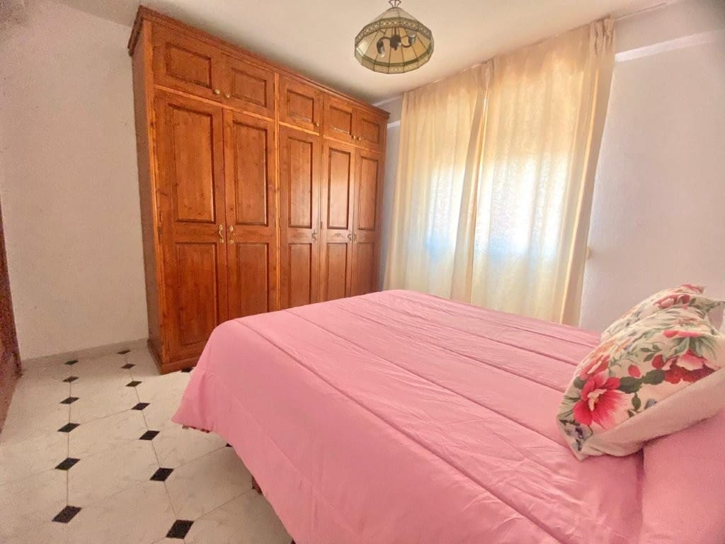 3 soveværelse Lejlighed til salg i Malaga by - € 270.000 (Ref: 9821747)