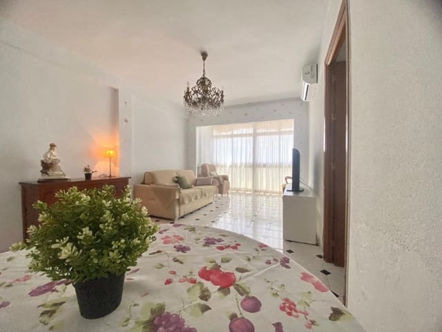 3 soveværelse Lejlighed til salg i Cruz de Humilladero, Málaga by - € 270.000 (Ref: 9821747)