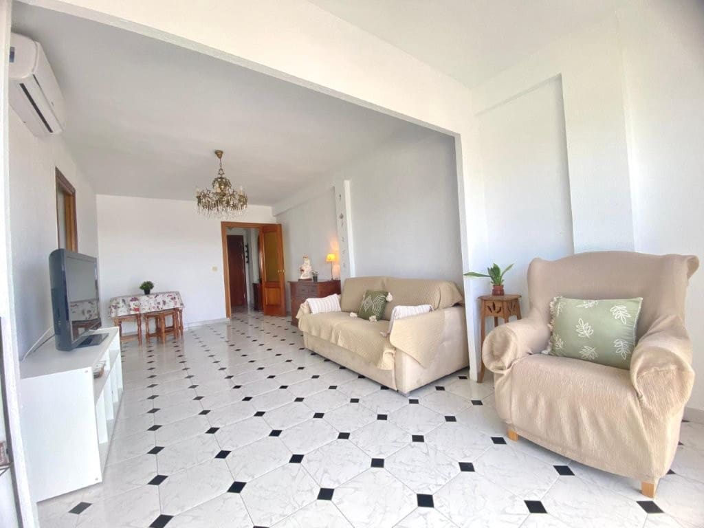 3 soveværelse Lejlighed til salg i Malaga by - € 270.000 (Ref: 9821747)