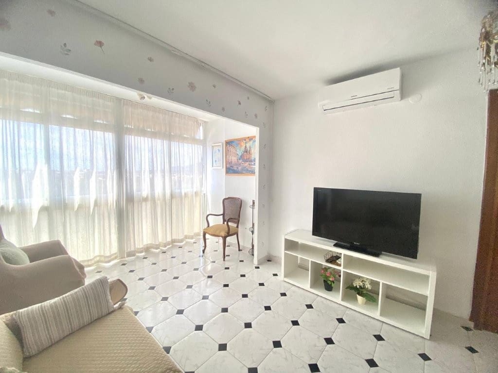 3 soveværelse Lejlighed til salg i Malaga by - € 270.000 (Ref: 9821747)