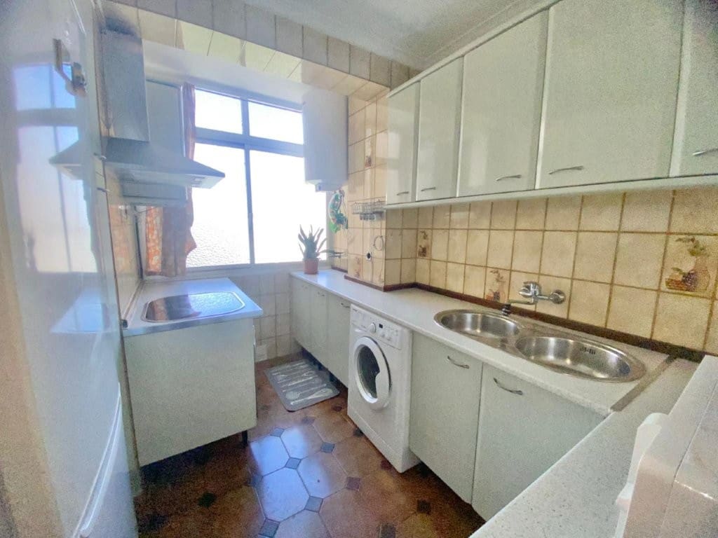 3 soveværelse Lejlighed til salg i Malaga by - € 270.000 (Ref: 9821747)