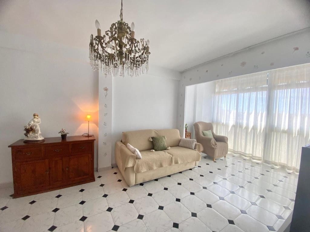 3 soveværelse Lejlighed til salg i Malaga by - € 270.000 (Ref: 9821747)
