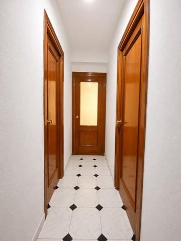 3 camera da letto Appartamento in vendita in Cruz de Humilladero, Malaga città - 270.000 € (Rif: 9821747)