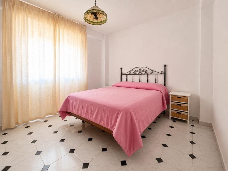 3 bedroom Flat for sale in Malaga city - € 270,000 (Ref: 9821747)