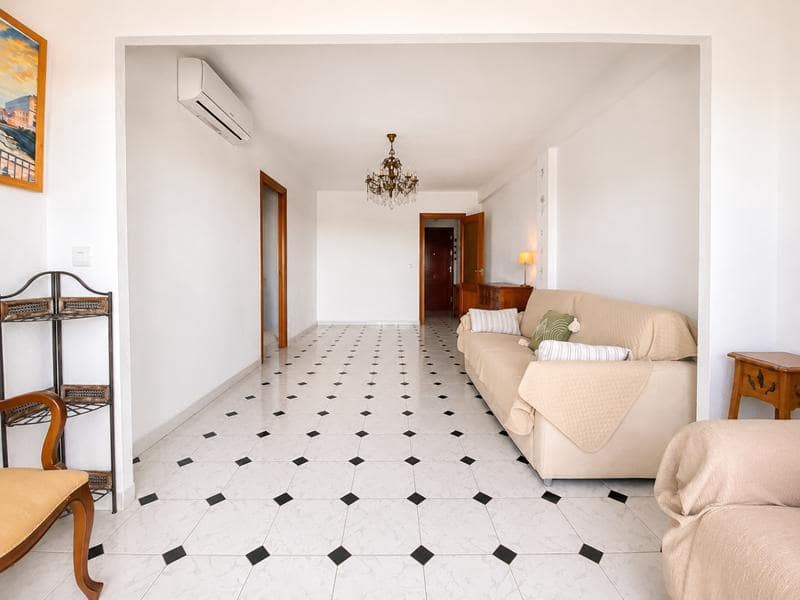 3 bedroom Flat for sale in Malaga city - € 270,000 (Ref: 9821747)
