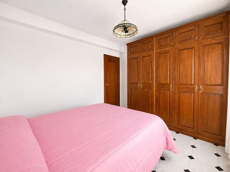 3 bedroom Flat for sale in Malaga city - € 270,000 (Ref: 9821747)