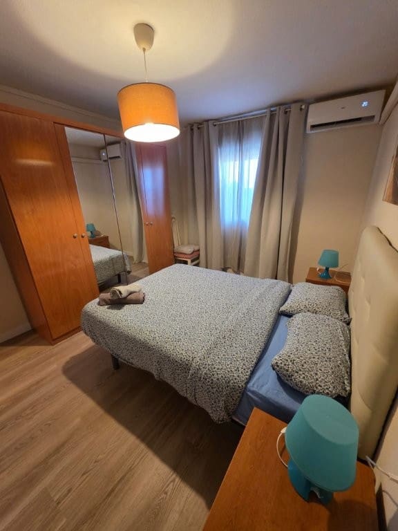 4 quarto Apartamento para arrendar em Malaga cidade - 1 600 € (Ref: 9889261)