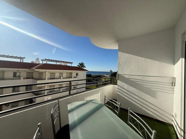 Piso de 2 habitaciones en San Luis de Sabinillas en alquiler con piscina - 900 € (Ref: 9893198)