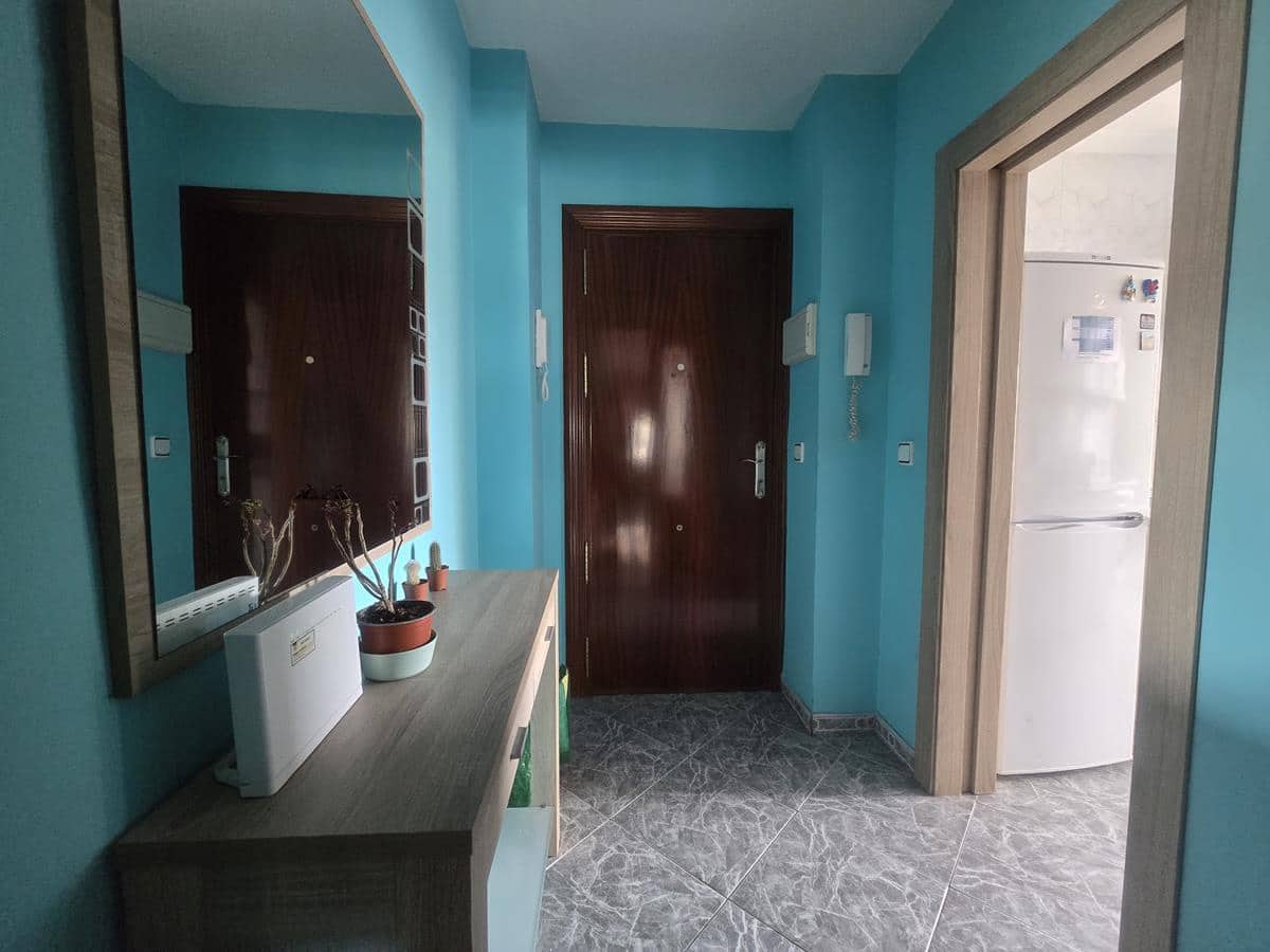 Appartement de 3 chambres à louer à Malaga ville avec garage - 1 300 € (Ref: 9928312)