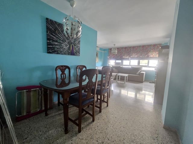 Appartement de 3 chambres à louer à Cruz de Humilladero, Malaga ville avec garage - 1 300 € (Ref: 9928312)