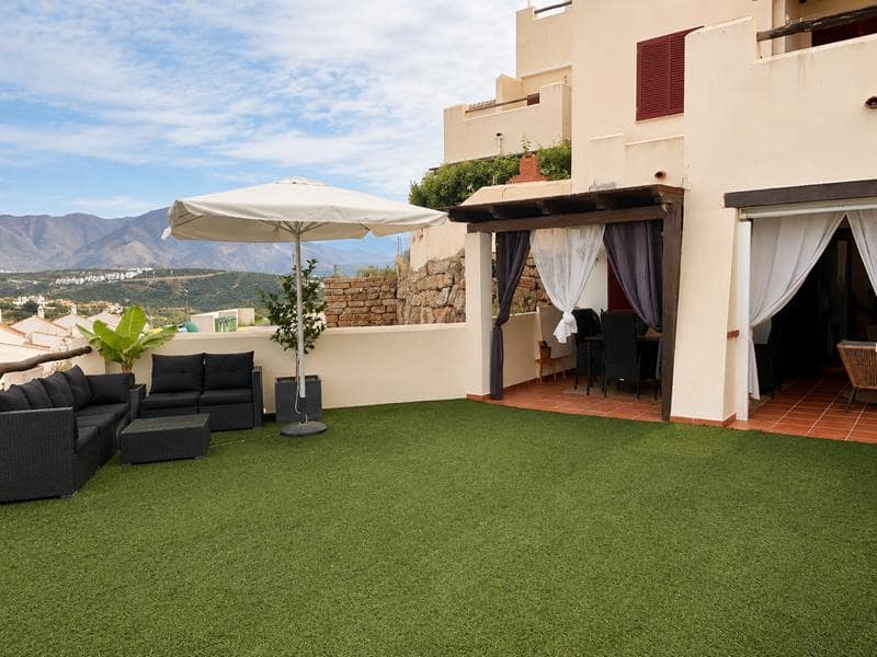 2 bedroom Flat for sale in Casares with pool - € 345,000 (Ref: 9941254)
