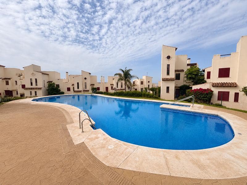 2 bedroom Flat for sale in Casares with pool - € 345,000 (Ref: 9941254)