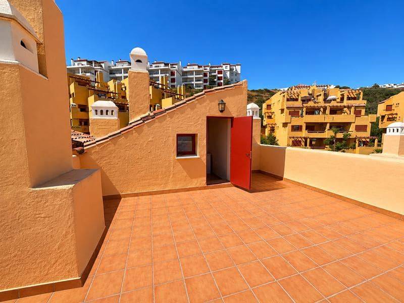 2 soverom Rekkehus til salgs i San Luis de Sabinillas med svømmebasseng garasje - € 371 175 (Ref: 9956195)