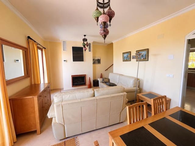 2 slaapkamer Rijtjeshuis te koop in San Luis de Sabinillas, Manilva met zwembad garage - € 371.175 (Ref: 9956195)