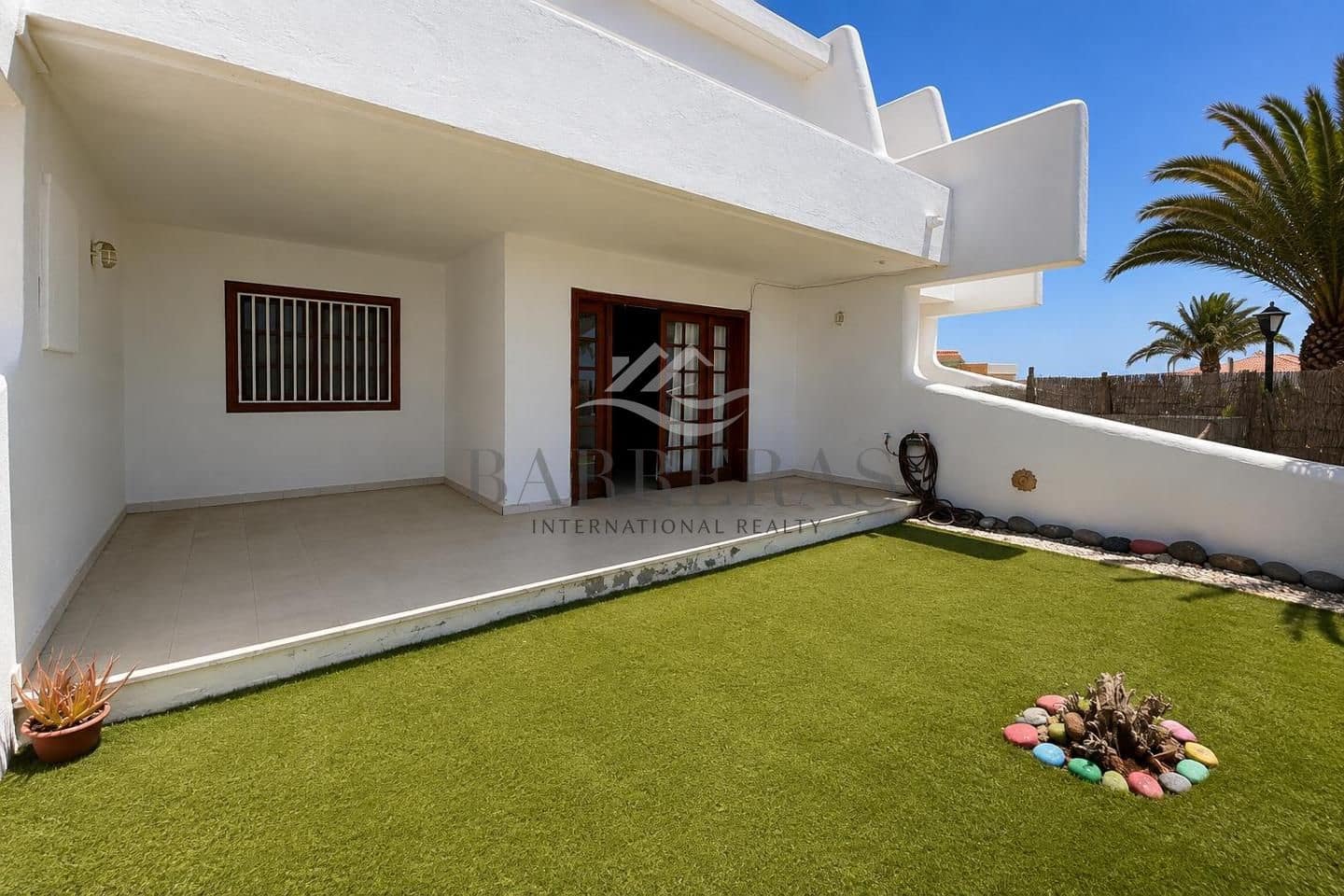 2 bedroom Flat for sale in Golf del Sur with pool - € 330,000 (Ref: 10007136)