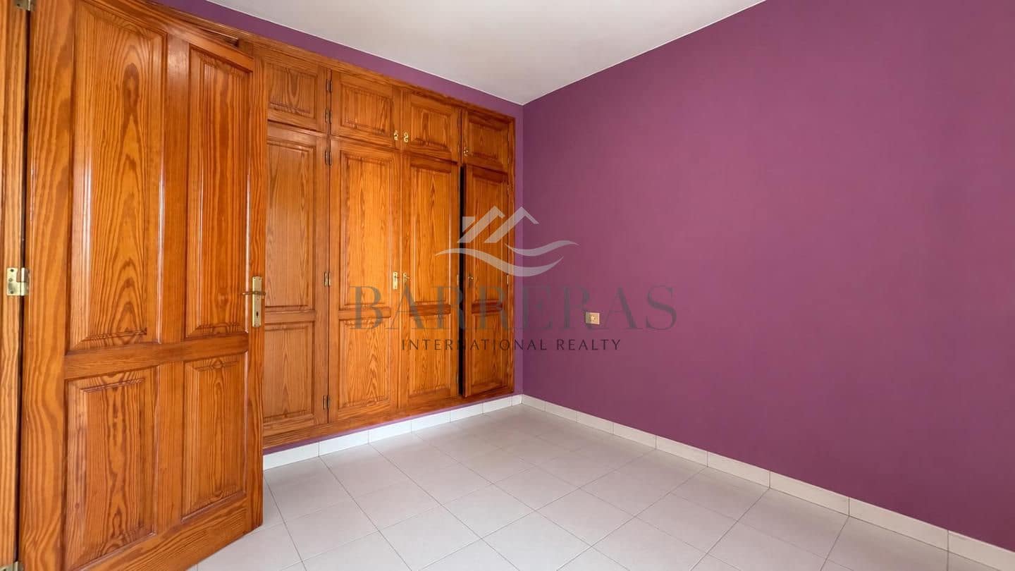 2 bedroom Flat for sale in Golf del Sur with pool - € 330,000 (Ref: 10007136)