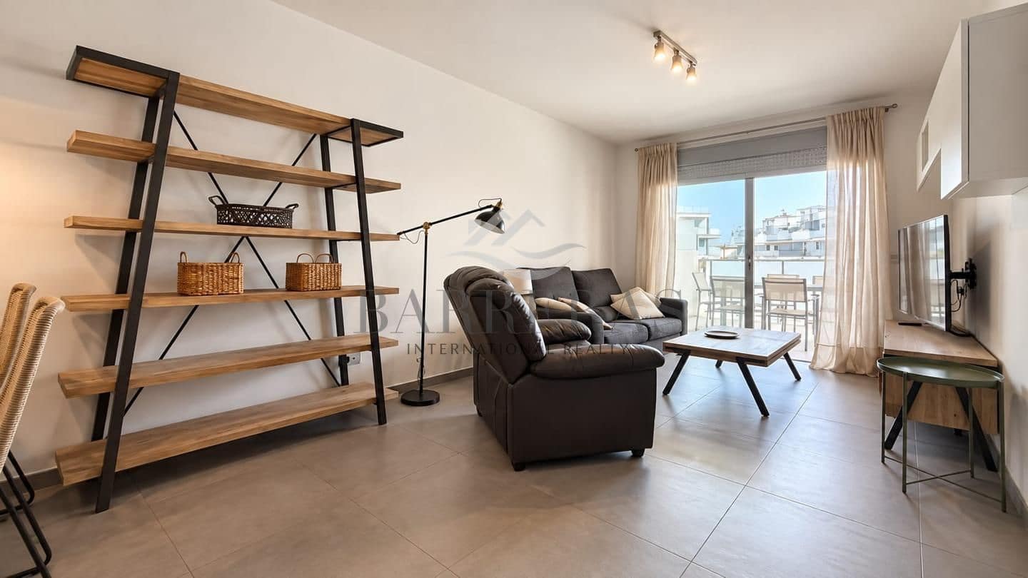2 soverom Leilighet til salgs i La Tejita med svømmebasseng garasje - € 375 000 (Ref: 10057354)