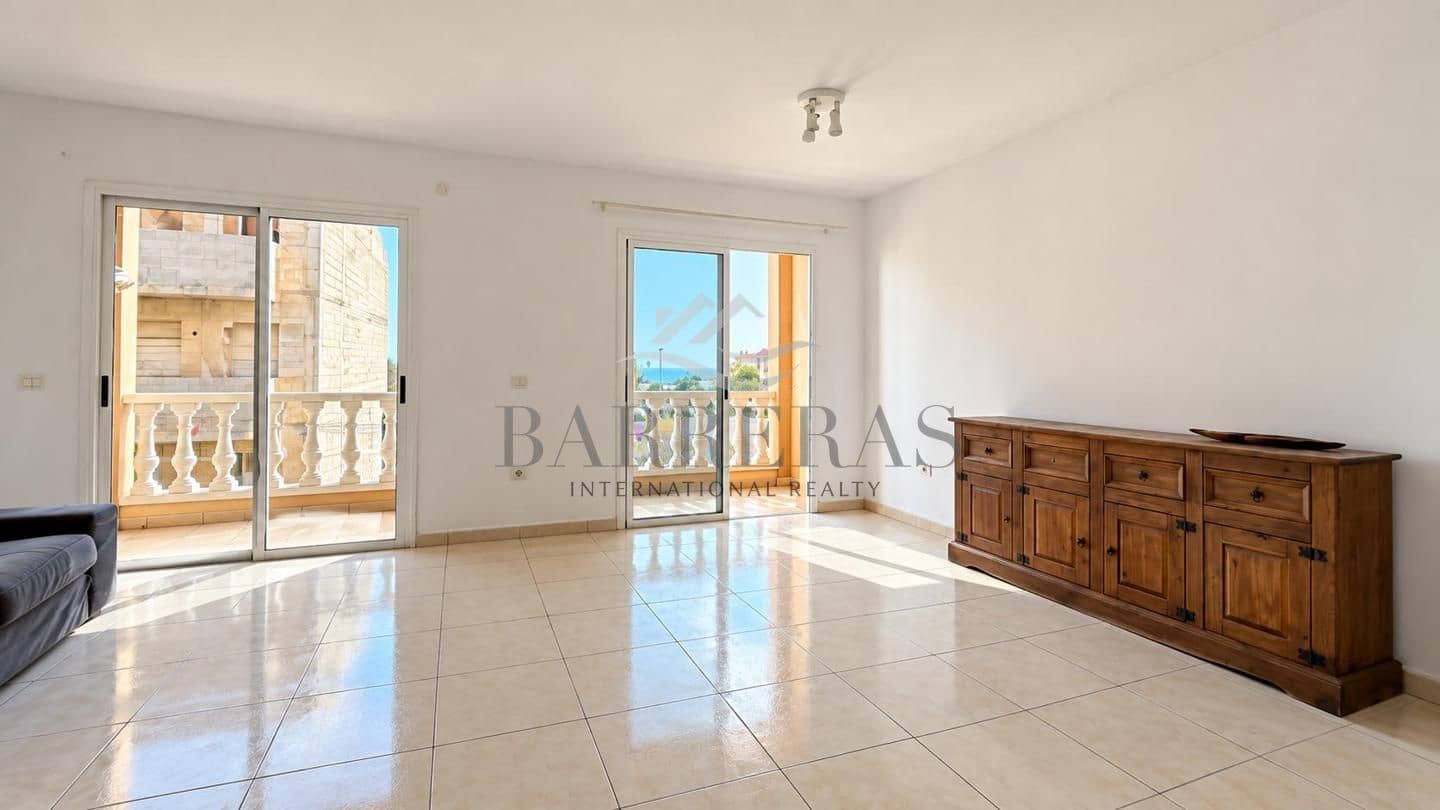 Piso de 2 habitaciones en Los Abrigos en venta con garaje - 245.000 € (Ref: 10063032)