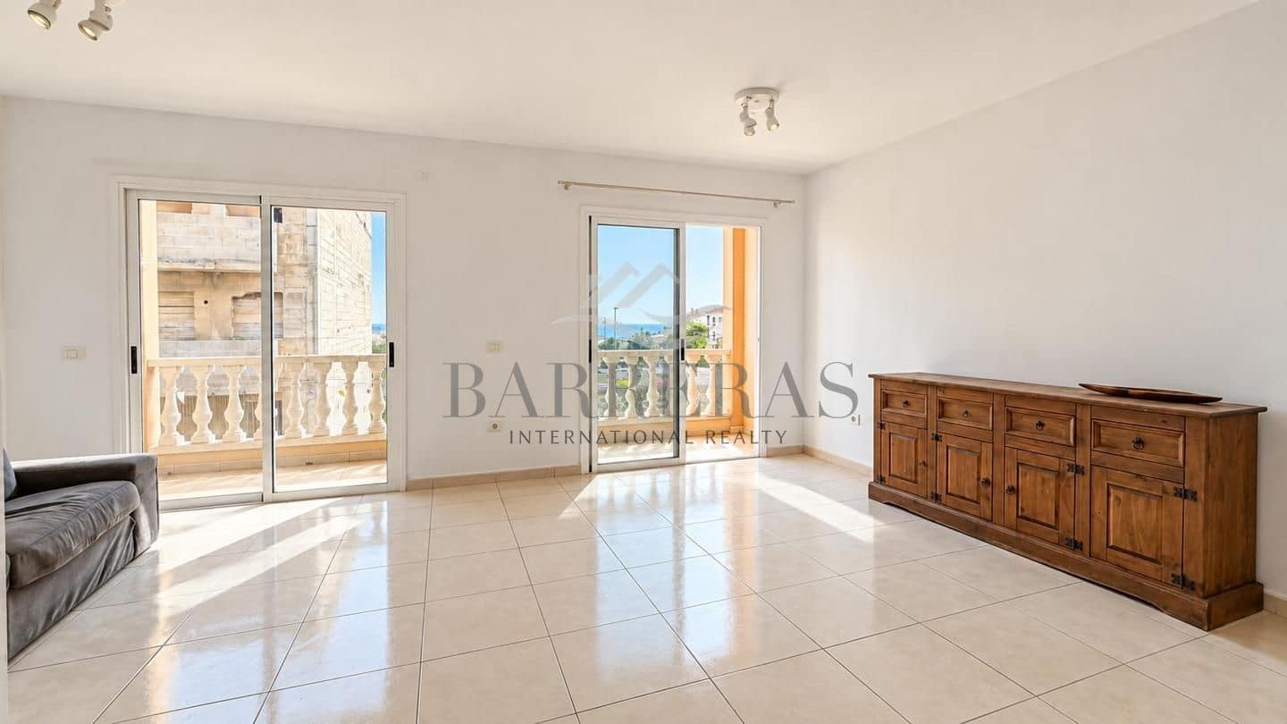 Piso de 2 habitaciones en Los Abrigos en venta con garaje - 245.000 € (Ref: 10063032)