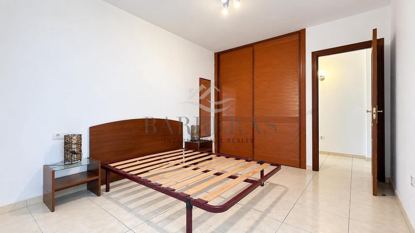Piso de 2 habitaciones en Los Abrigos en venta con garaje - 245.000 € (Ref: 10063032)