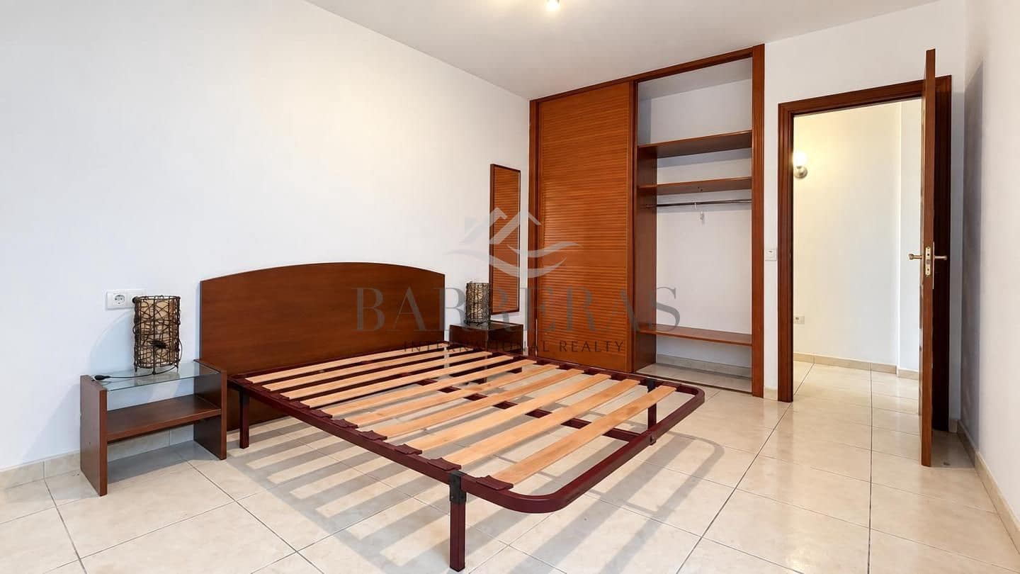 Piso de 2 habitaciones en Los Abrigos en venta con garaje - 245.000 € (Ref: 10063032)