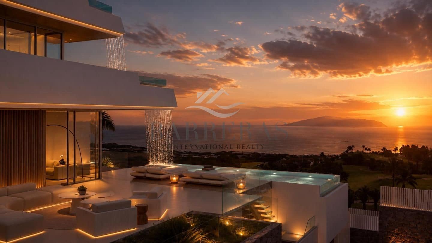 3 quarto Moradia para venda em Guia de Isora com piscina garagem - 3 100 000 € (Ref: 10088663)