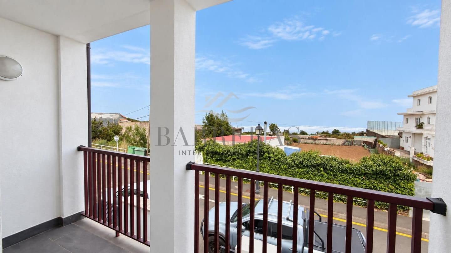 3 chambre Villa/Maison à vendre à El Tanque - 348 000 € (Ref: 10112371)