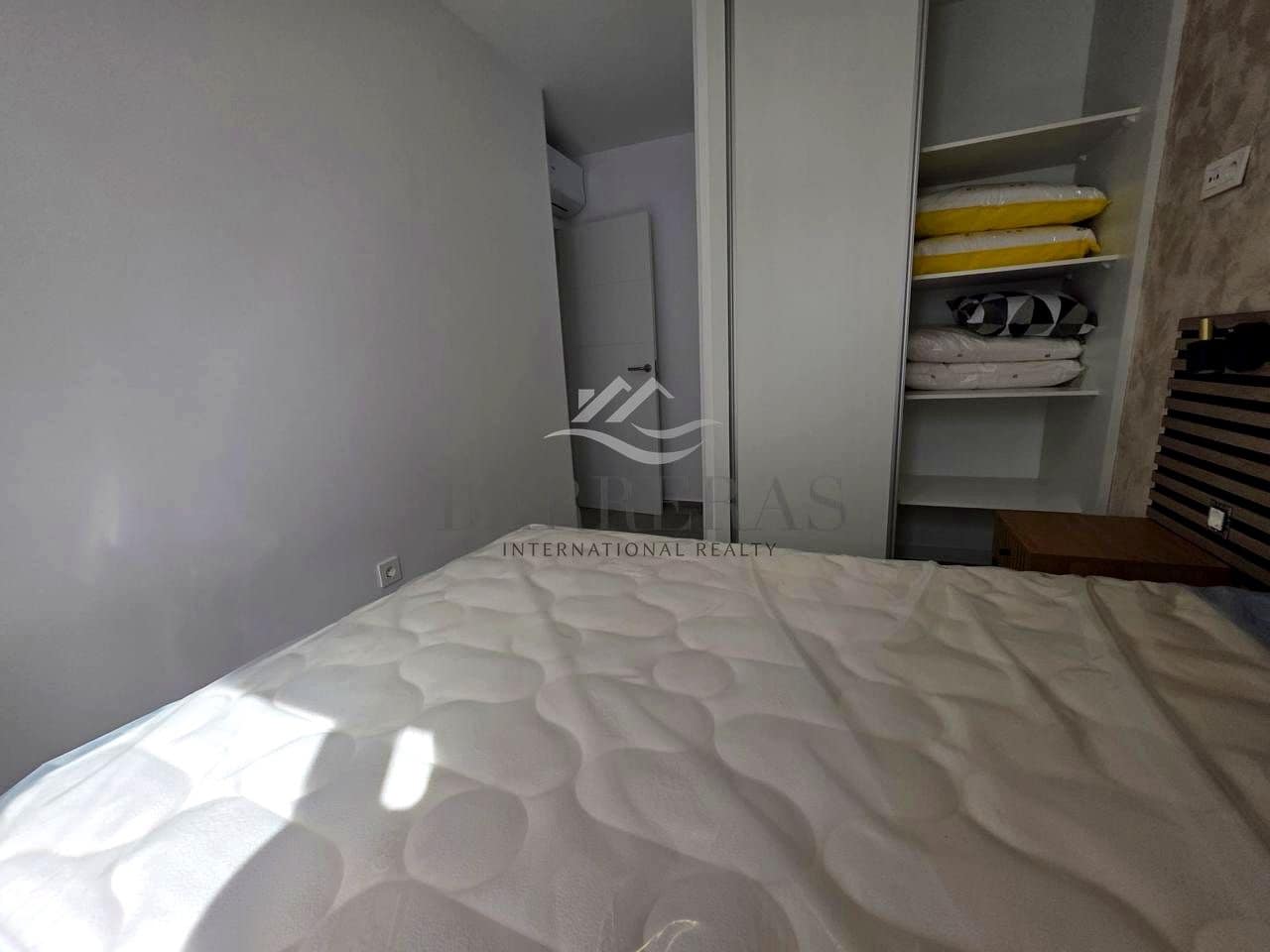 Piso de 2 habitaciones en Los Abrigos en venta con garaje - 360.000 € (Ref: 10172254)
