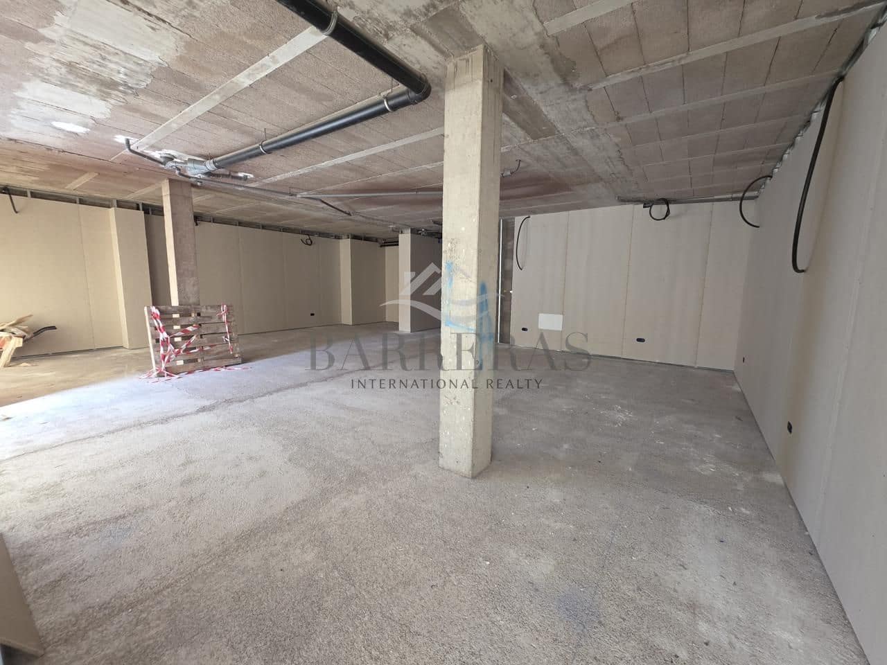 1 makuuhuone Yritys vuokrattavana paikassa Los Abrigos - 1 540 € (Ref: 10172737)