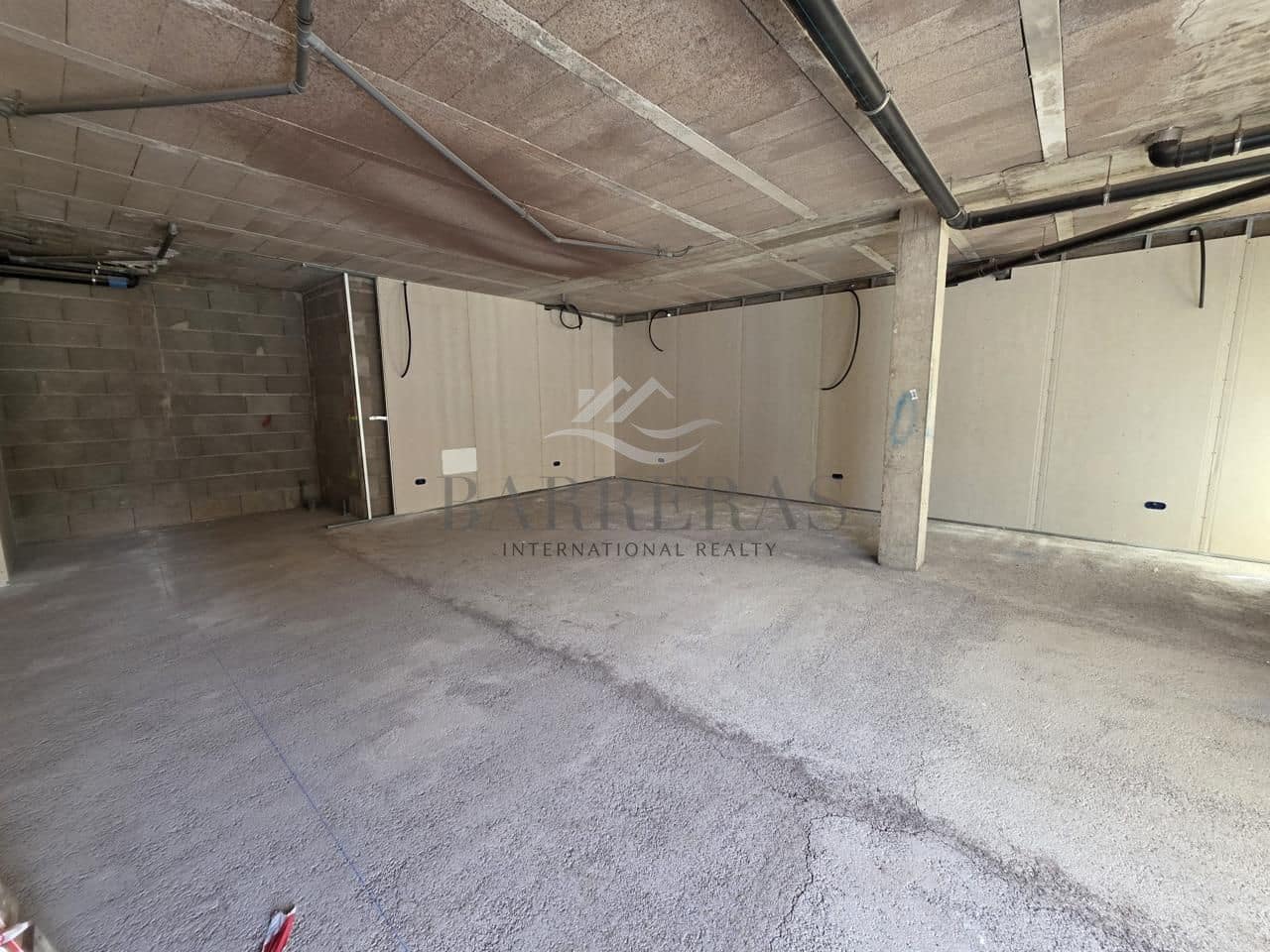 1 makuuhuone Yritys vuokrattavana paikassa Los Abrigos - 1 540 € (Ref: 10172737)