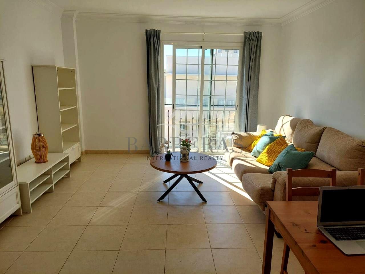 1 sypialnia Mieszkanie do wynajęcia w Los Abrigos z garażem - 895 € (Ref: 7224019)