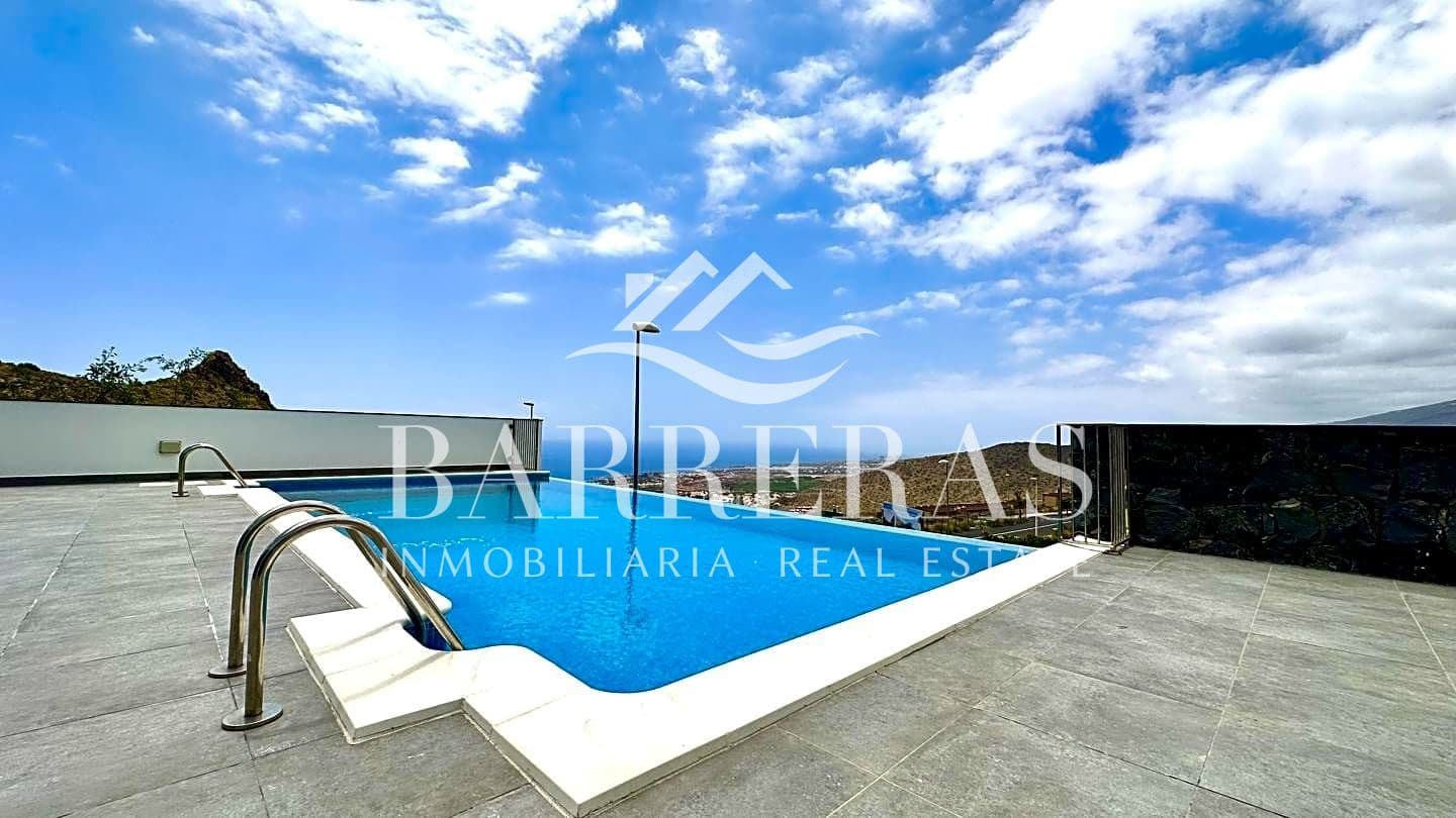 4 soveværelse Villa til salg i Adeje med swimmingpool - € 1.800.000 (Ref: 7580504)