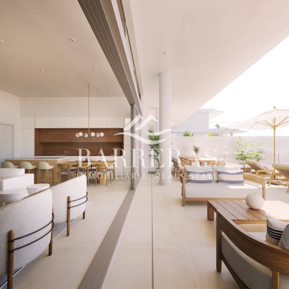 2 soverom Leilighet til salgs i Playa San Juan med svømmebasseng garasje - € 890 000 (Ref: 7884044)