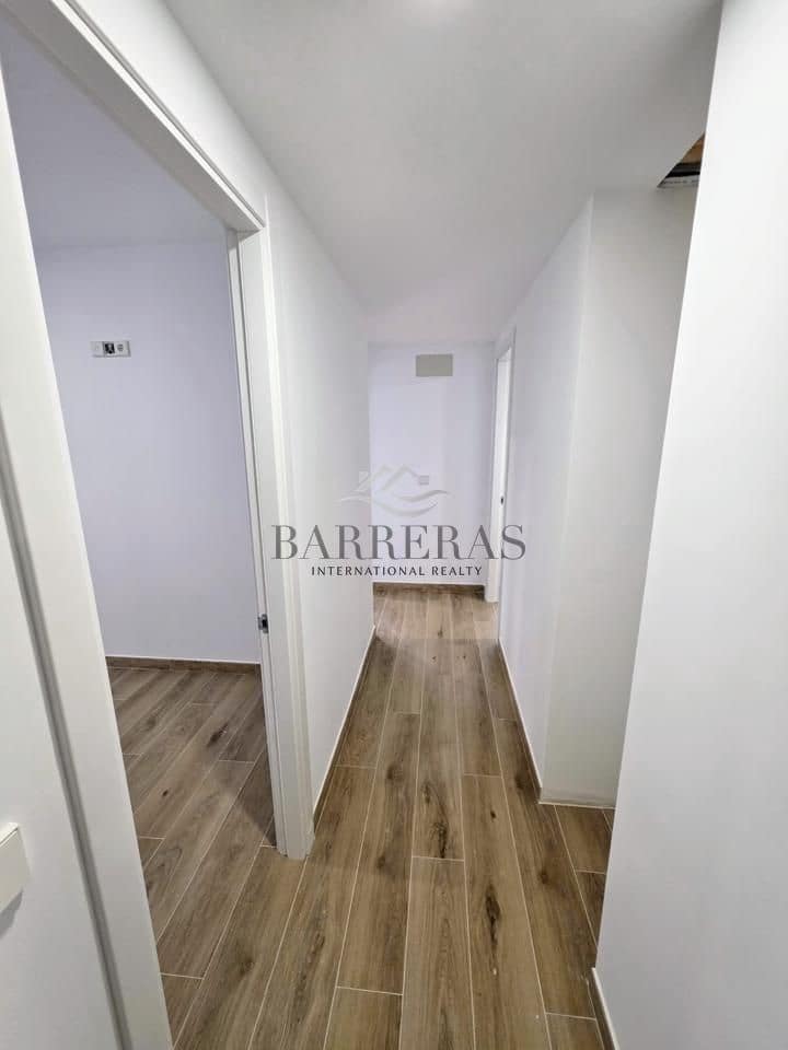 3 soveværelse Lejlighed til salg i San Miguel de Abona med swimmingpool garage - € 315.000 (Ref: 8160696)