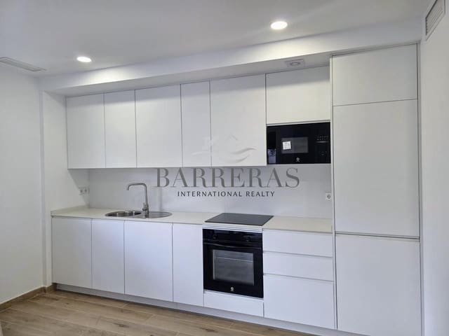 3 bedroom Flat for sale in Las Chafiras (San Miguel), San Miguel de Abona with pool garage - € 315,000 (Ref: 8160696)