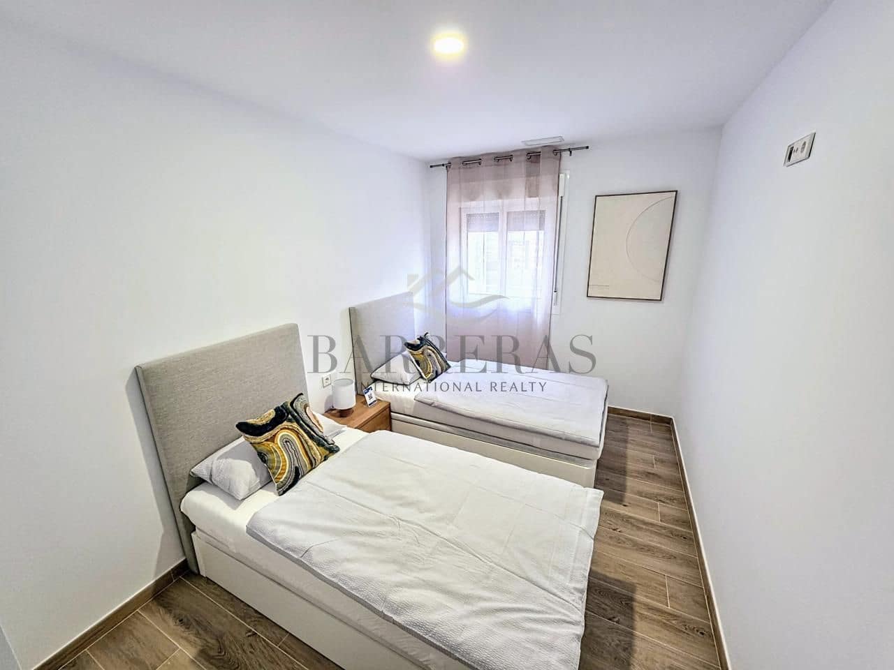 3 slaapkamer Flat te koop in San Miguel de Abona met zwembad garage - € 315.000 (Ref: 8160696)