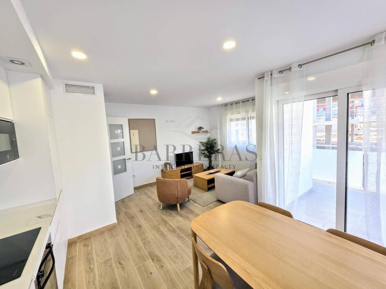 3 slaapkamer Flat te koop in San Miguel de Abona met zwembad garage - € 315.000 (Ref: 8160696)