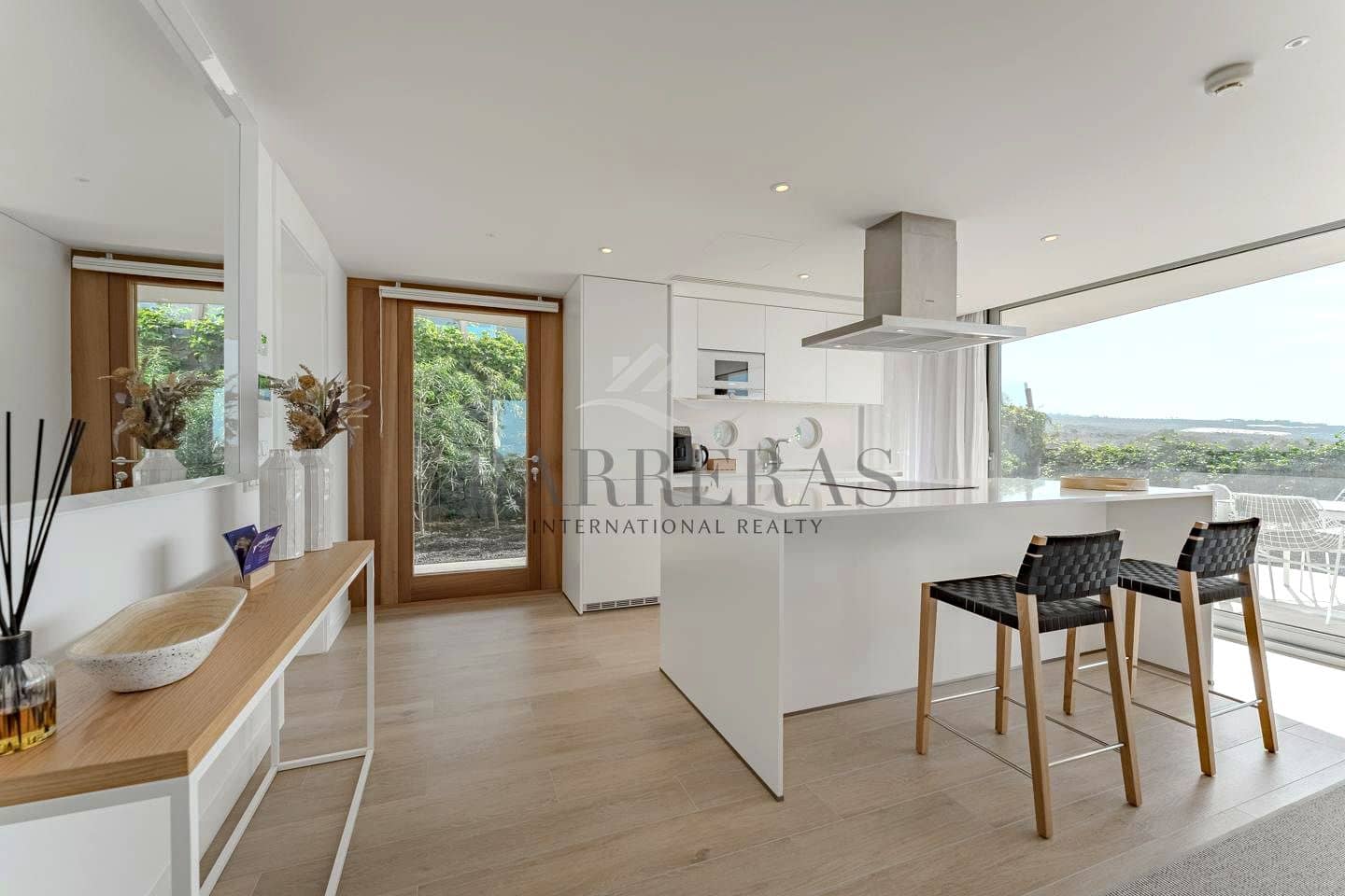 3 soveværelse Villa til salg i Piedra Hincada med swimmingpool - € 1.970.000 (Ref: 8167345)