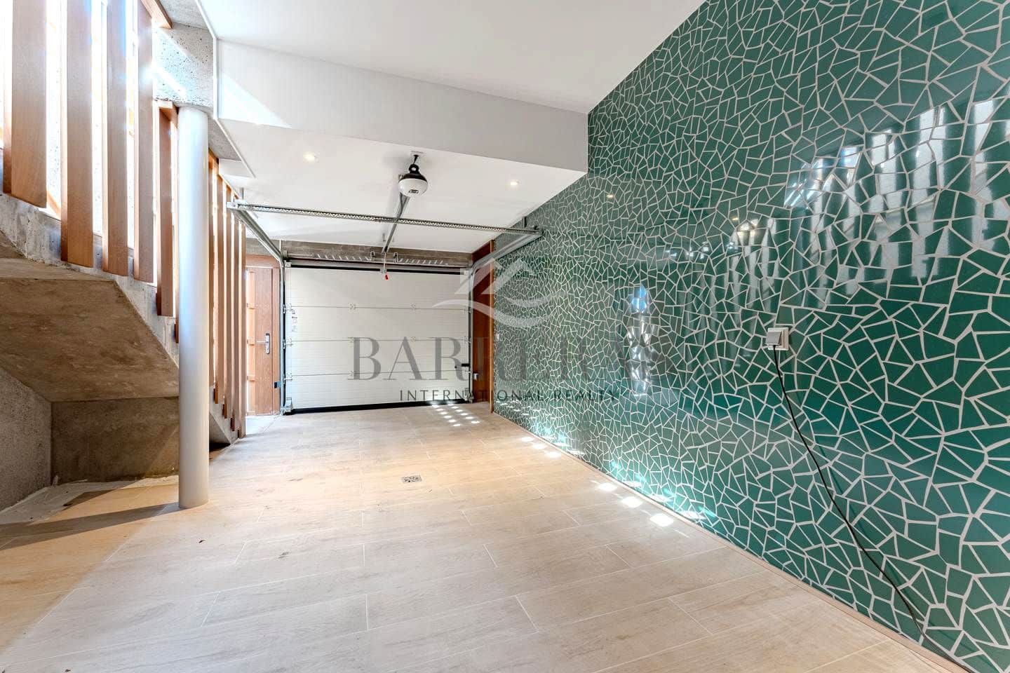 3 soveværelse Villa til salg i Piedra Hincada med swimmingpool - € 1.970.000 (Ref: 8167345)