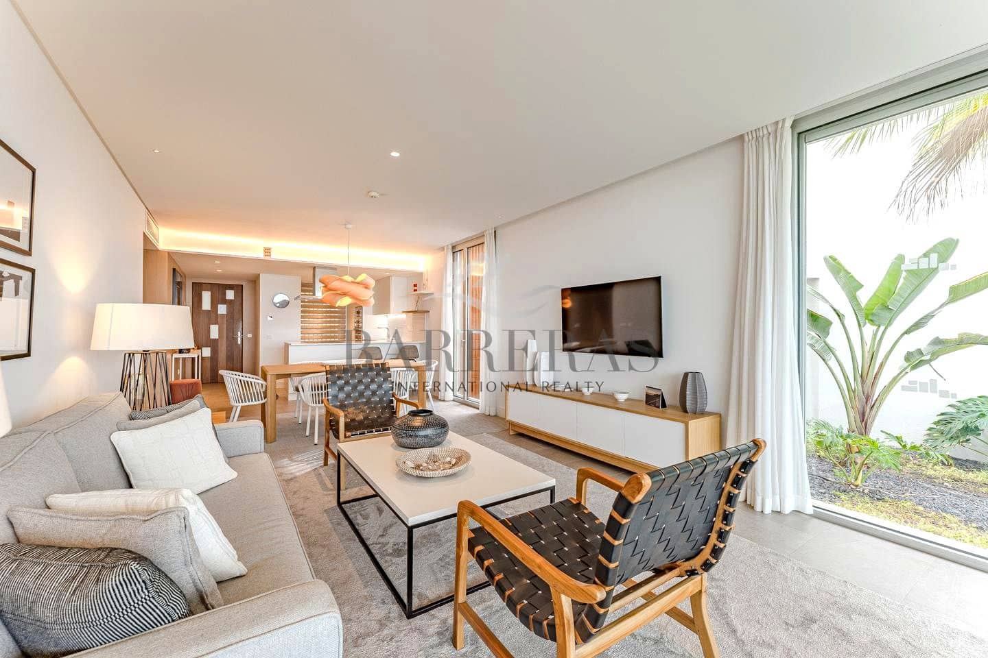 2 soveværelse Lejlighed til salg i Guia de Isora med swimmingpool garage - € 980.000 (Ref: 8167351)