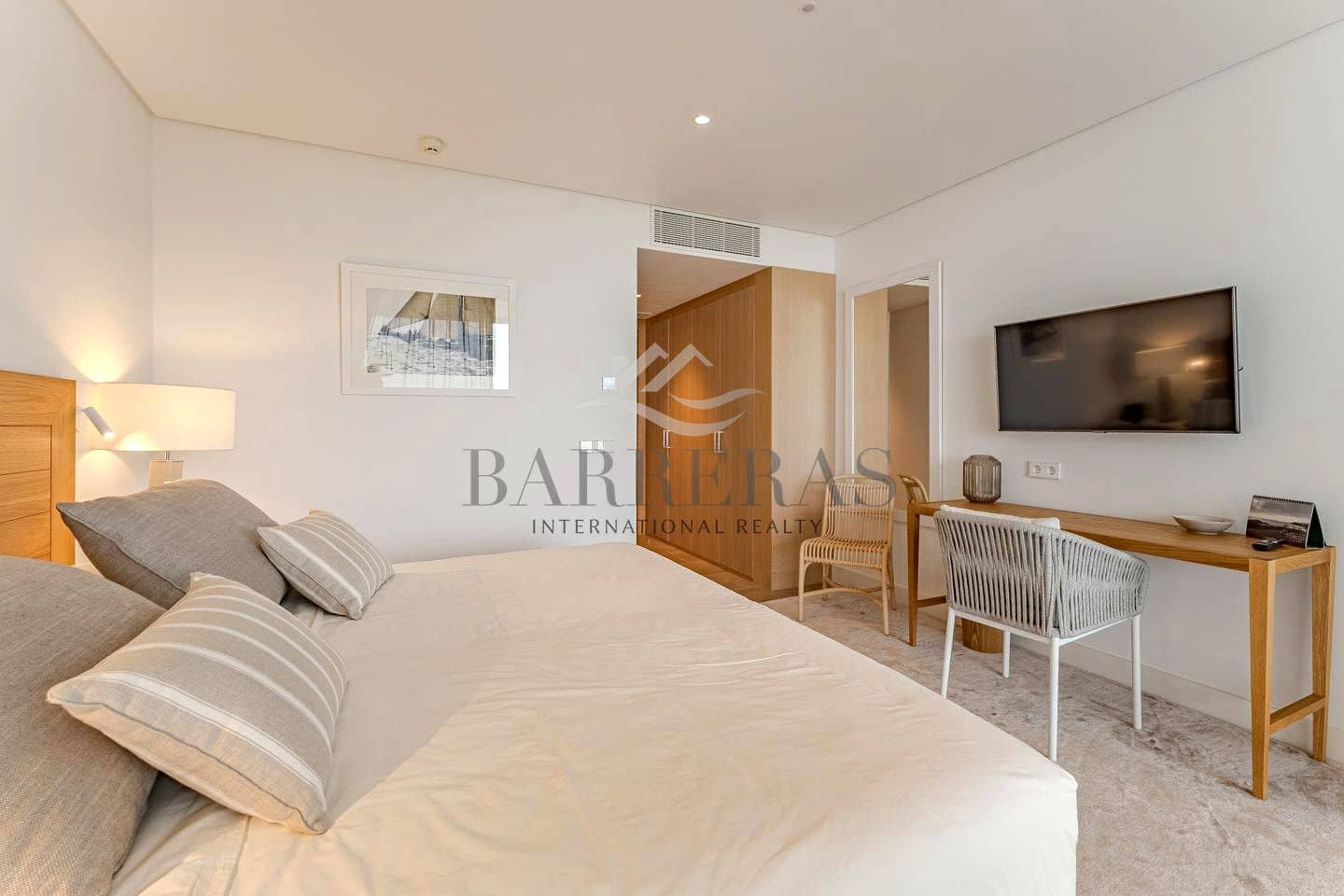 2 soveværelse Lejlighed til salg i Guia de Isora med swimmingpool garage - € 980.000 (Ref: 8167351)