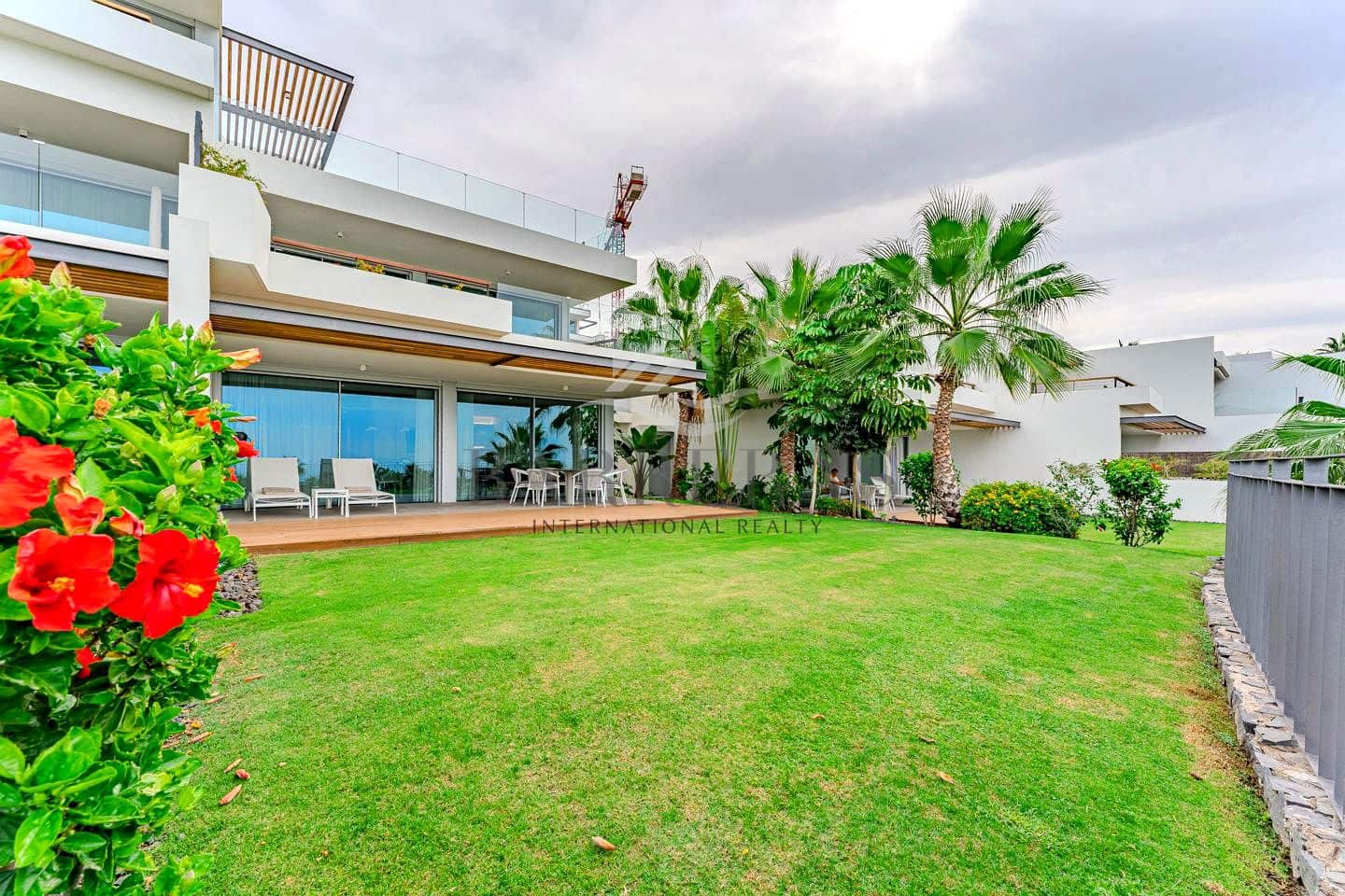 2 soveværelse Lejlighed til salg i Guia de Isora med swimmingpool garage - € 980.000 (Ref: 8167351)