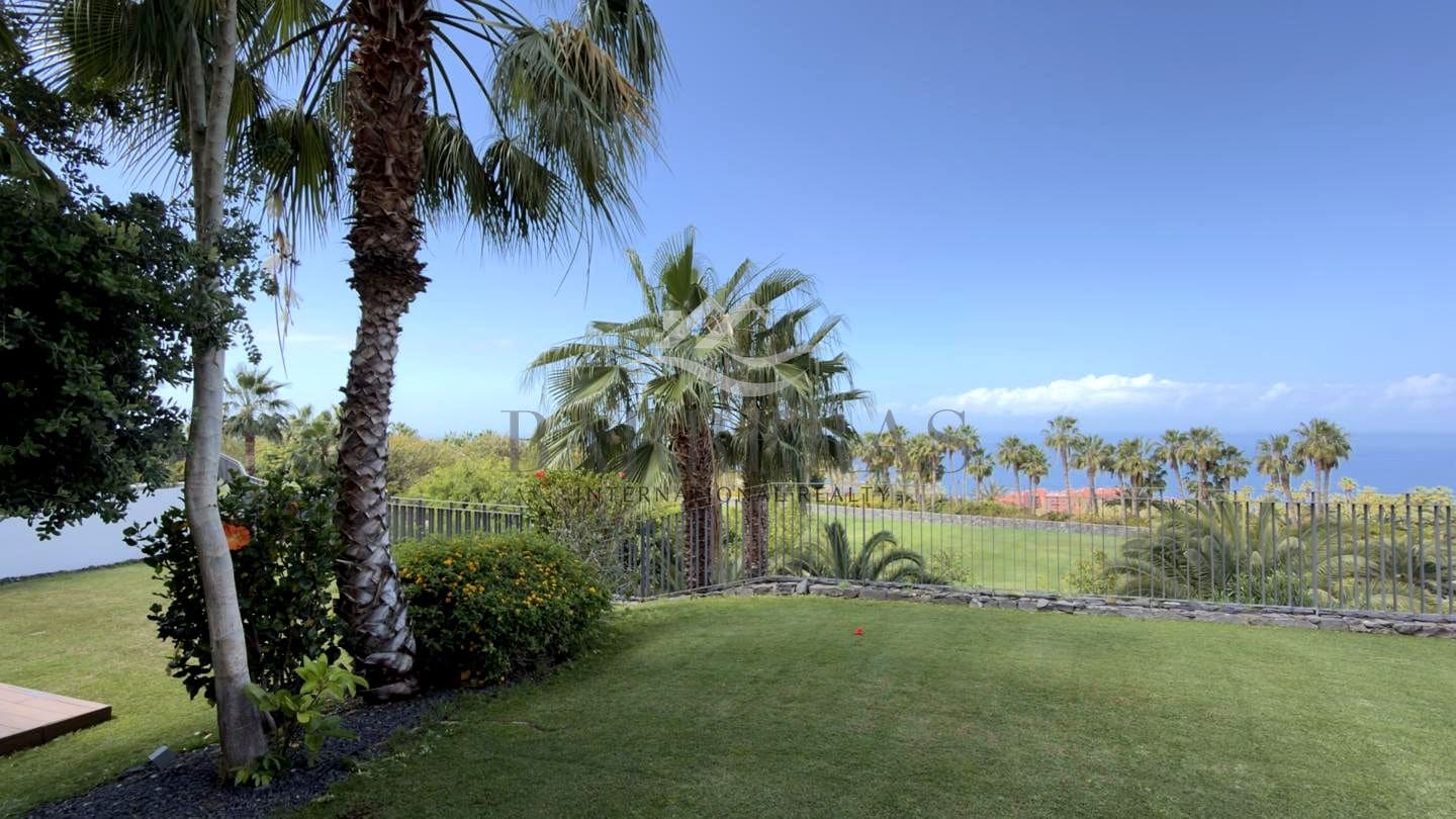 2 soveværelse Lejlighed til salg i Guia de Isora med swimmingpool garage - € 980.000 (Ref: 8167351)