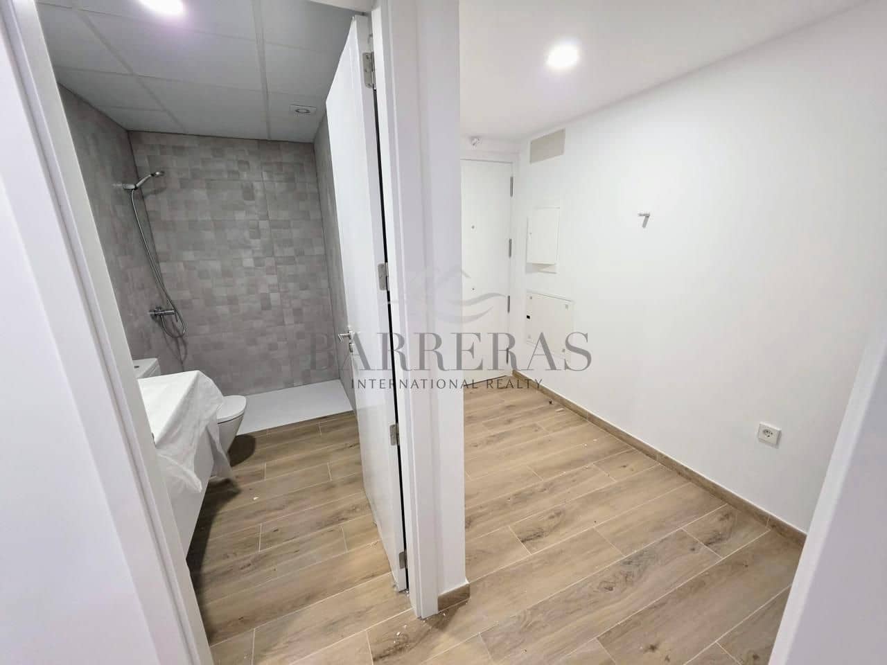 3 soveværelse Lejlighed til salg i Las Chafiras (San Miguel) med swimmingpool garage - € 310.000 (Ref: 8253171)