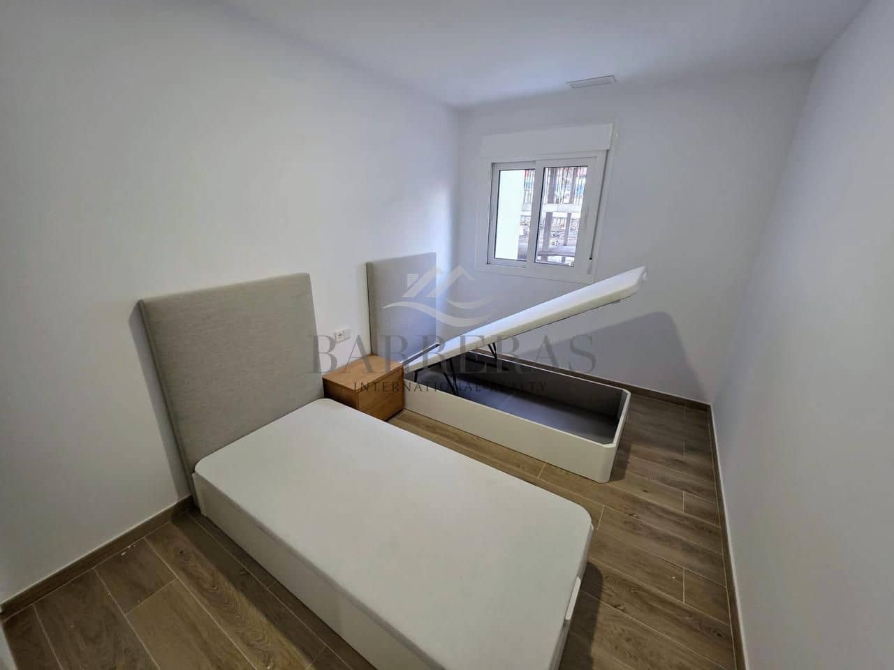 3 soveværelse Lejlighed til salg i Las Chafiras (San Miguel) med swimmingpool garage - € 310.000 (Ref: 8253171)