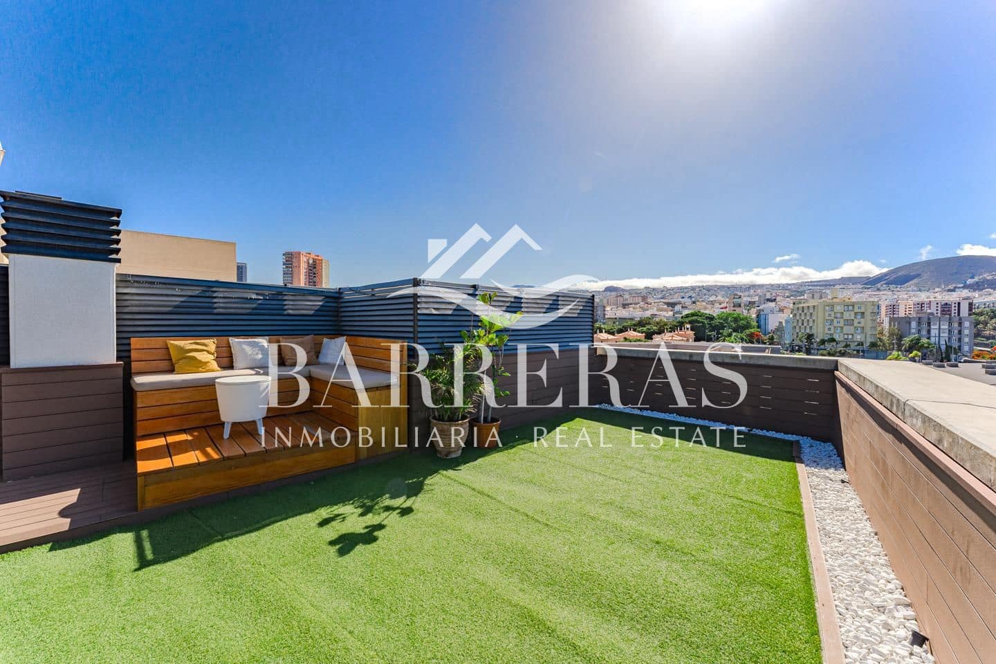 4 soveværelse Lejlighed til salg i Santa Cruz de Tenerife med garage - € 1.750.000 (Ref: 8418651)