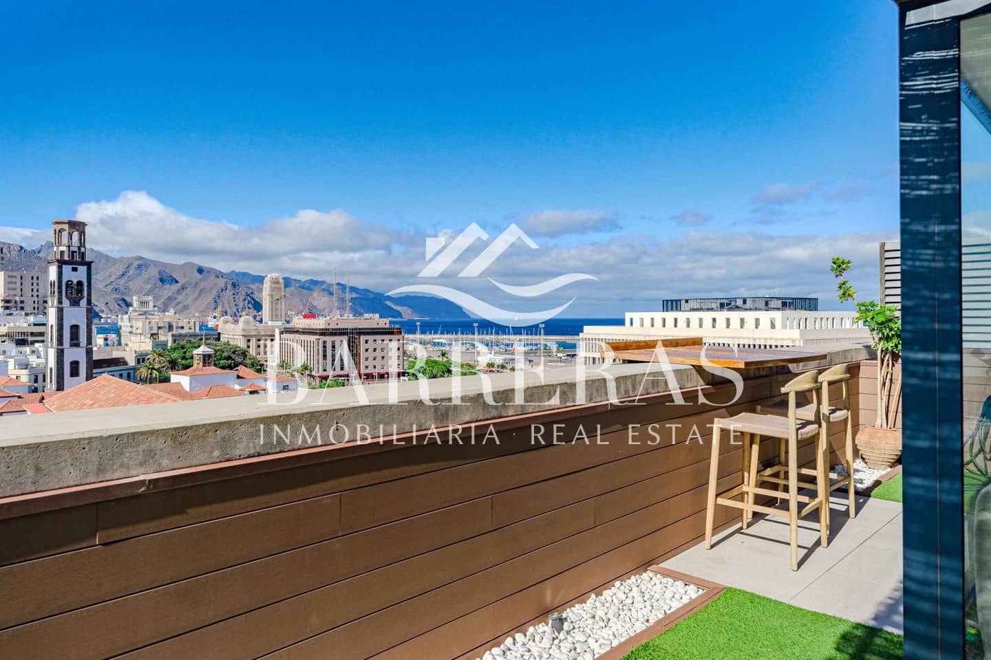 4 soveværelse Lejlighed til salg i Santa Cruz de Tenerife med garage - € 1.750.000 (Ref: 8418651)