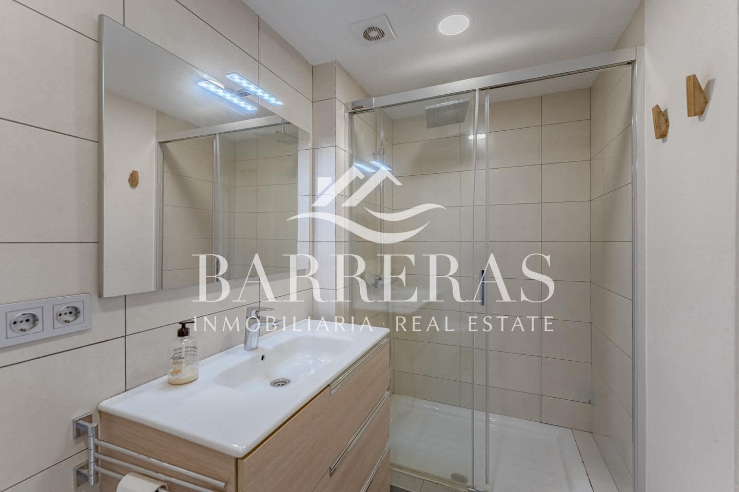 4 soveværelse Lejlighed til salg i Santa Cruz de Tenerife med garage - € 1.750.000 (Ref: 8418651)