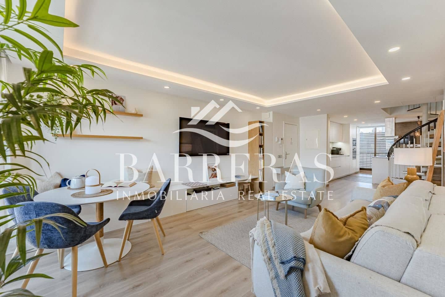 4 soveværelse Lejlighed til salg i Santa Cruz de Tenerife med garage - € 1.750.000 (Ref: 8418651)